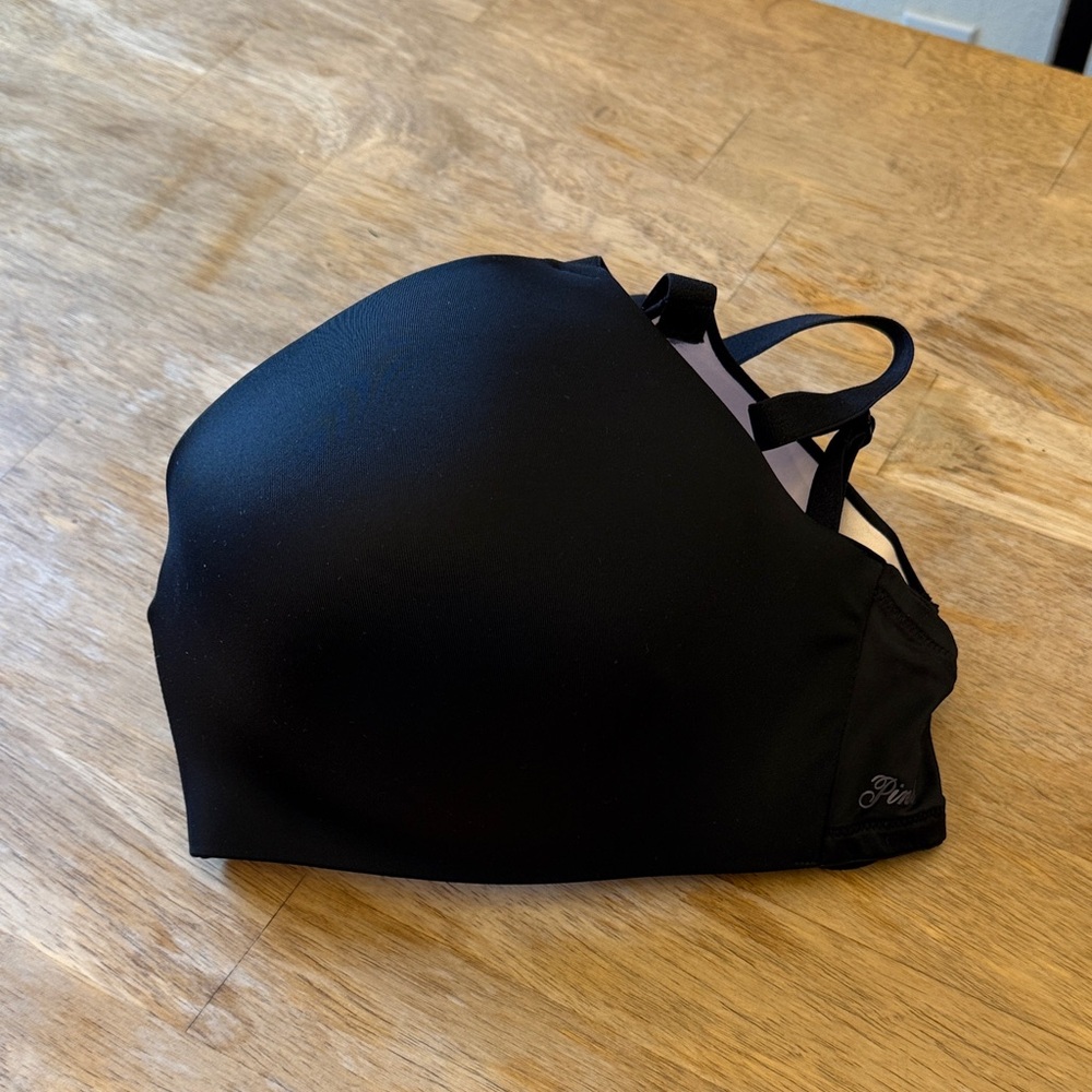 Victoria's Secret Sleek Black Bra NWT